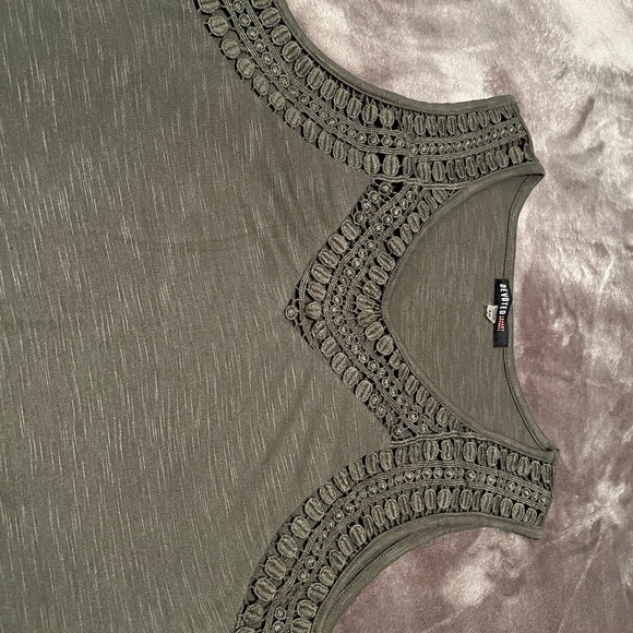 BNWOT Tank Top - Picture 2 of 2